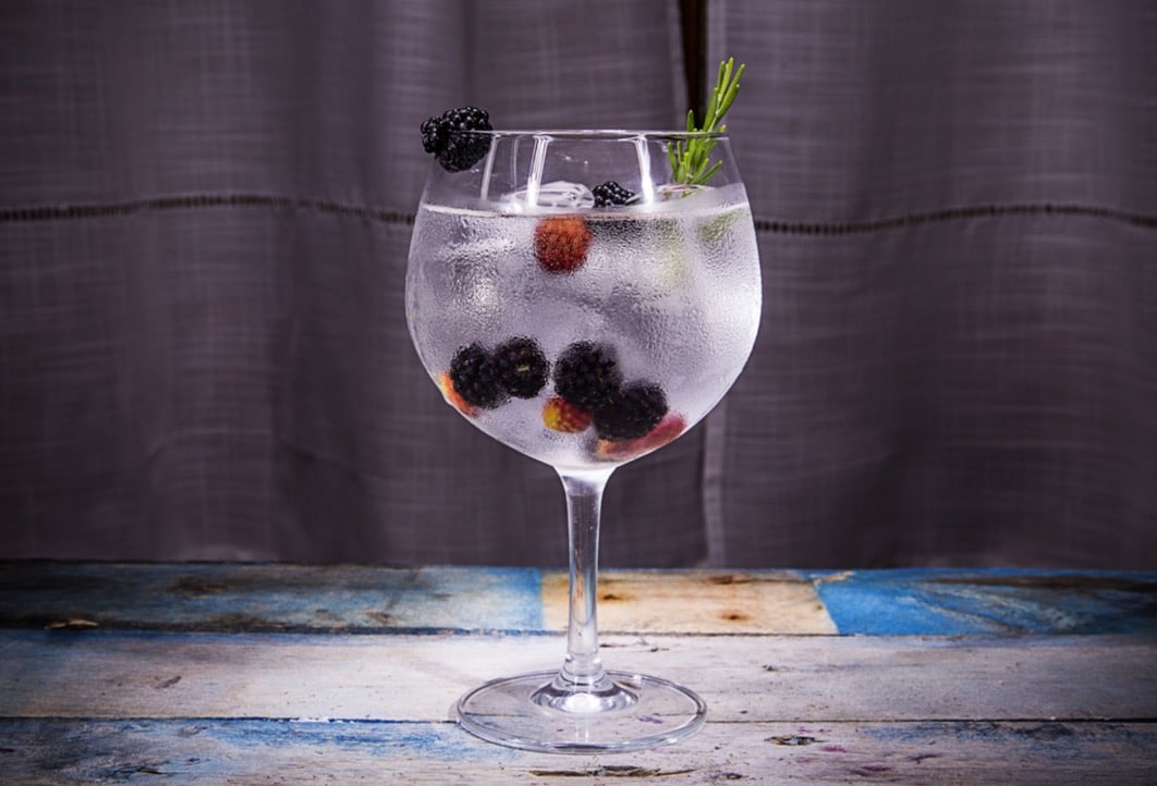 Gin and Tonic mit Coppa Glas